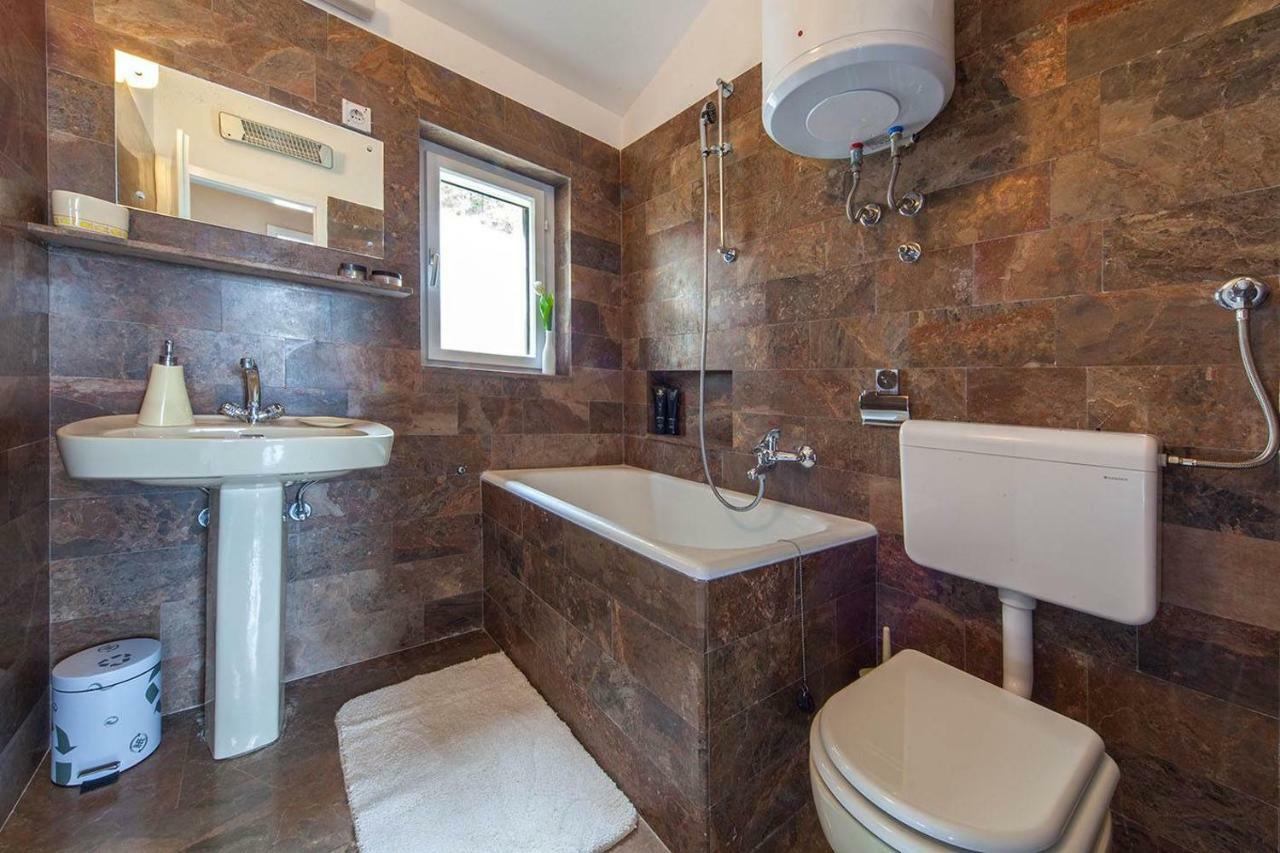 Villa Skalinada, 8 Persons, Private Pool, Baska Voda Exterior photo